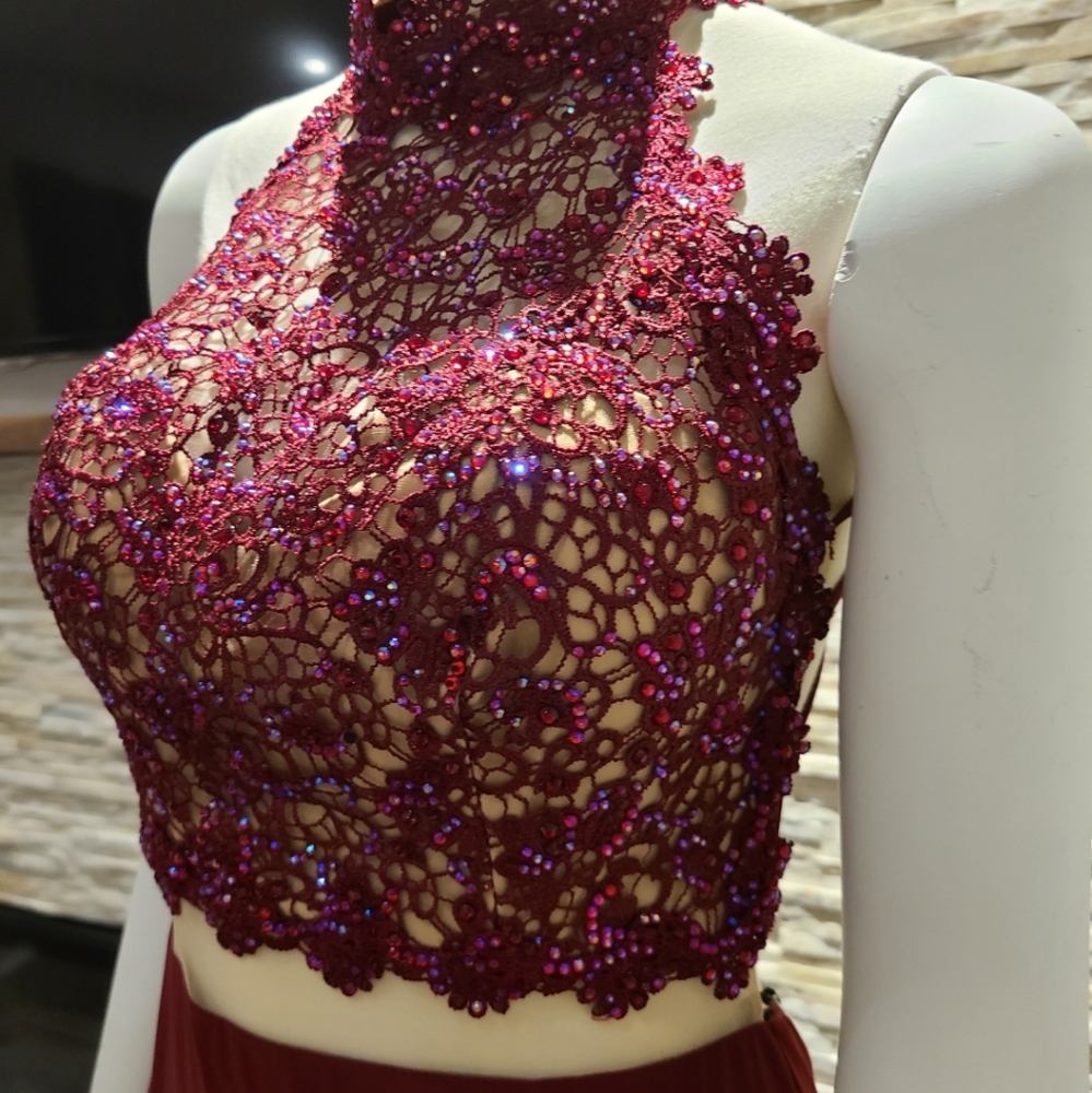 Alyce Paris Prom Wine Dress. - Picture 6 of 16